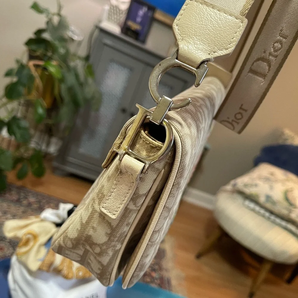 Dior Cream & Tan Oblique Monogram Logo Crossbody Embroidered Messenger Bag - Picture 4 of 12